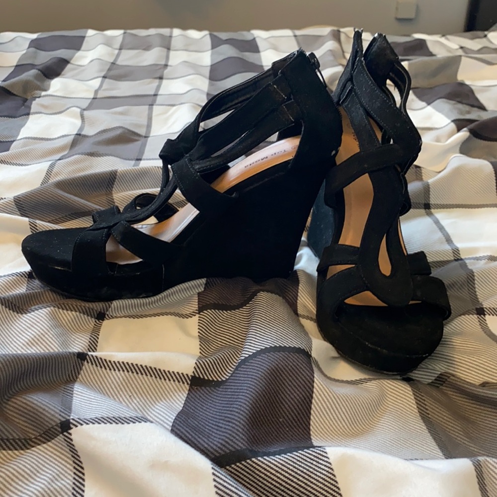 Black wedges size 10